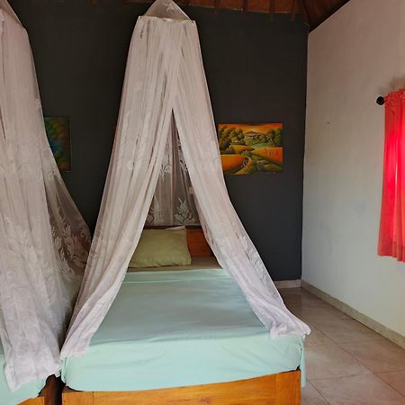 Friend House Stay & Surf Airsatang Extérieur photo