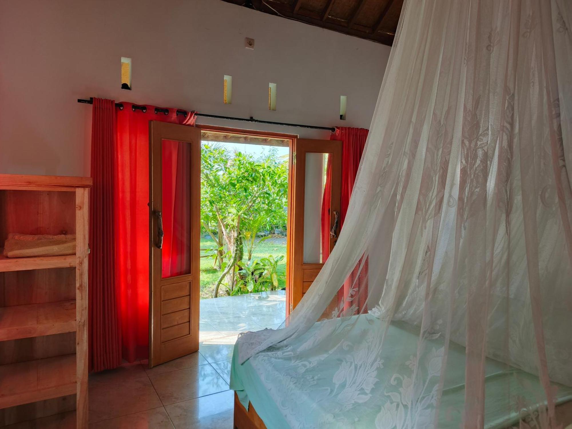Friend House Stay & Surf Airsatang Extérieur photo