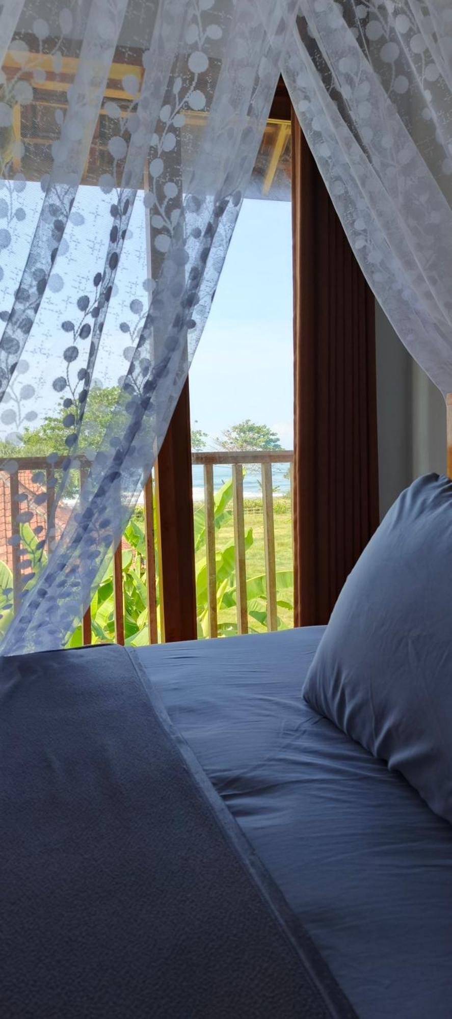 Friend House Stay & Surf Airsatang Extérieur photo