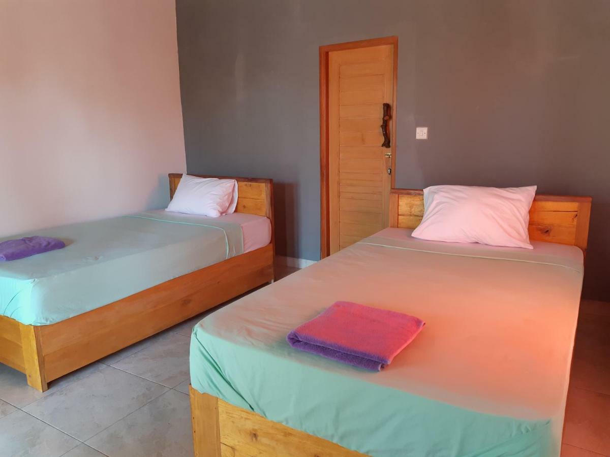 Friend House Stay & Surf Airsatang Extérieur photo